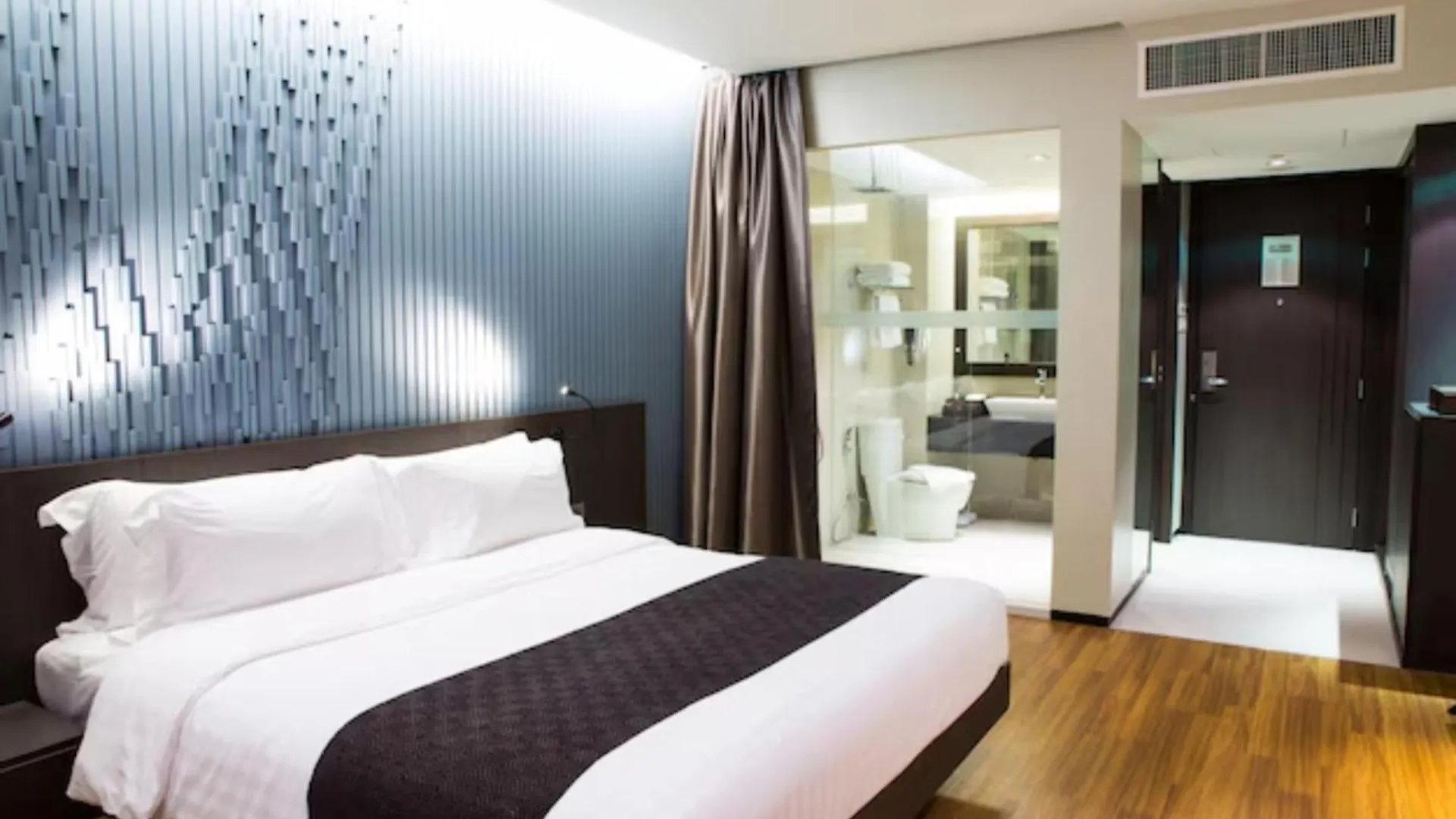 ****  Hotel Ocean Suites Near Delhi Airport New Delhi India